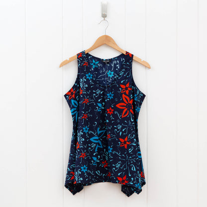 On Point Floral Sleeveless Tunic