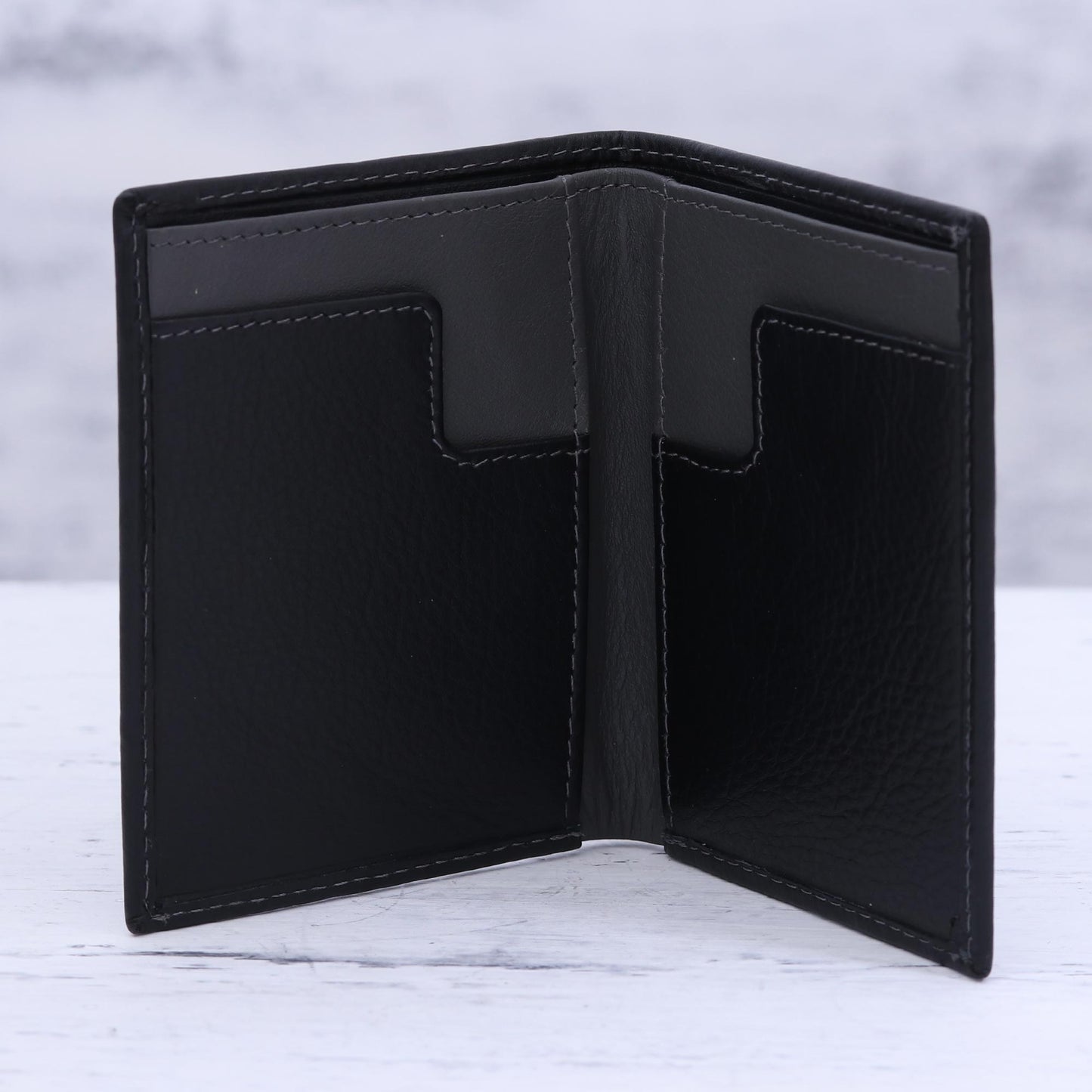 Reliable Black Leather Card Holder Wallet in Black and Grey